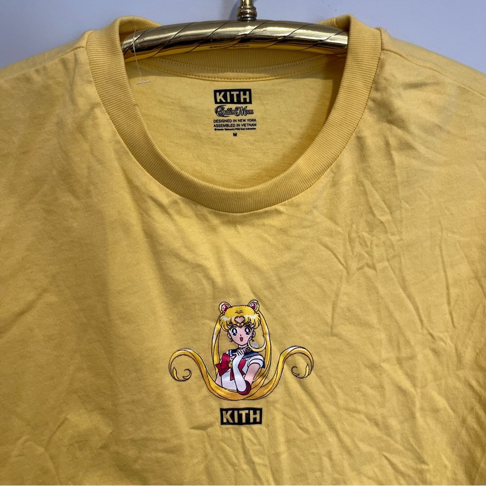 Kith x Sailor Moon Yellow Tee Short Sleeve T-shirt Rare Anime Collab Medium